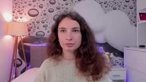 Josephine online show from May 11, 12:07 pm