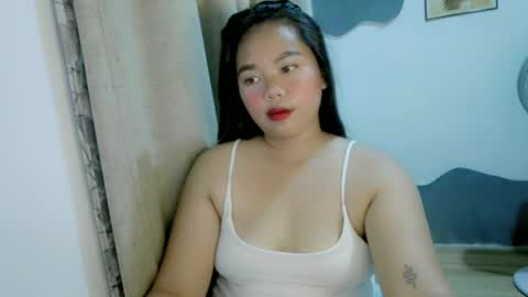 joy9979612 online show from April 10, 11:27 am