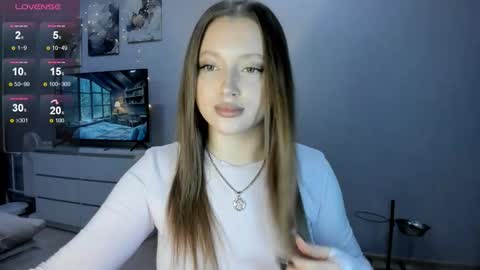 Julia and Julia online show from October 12, 6:54 pm