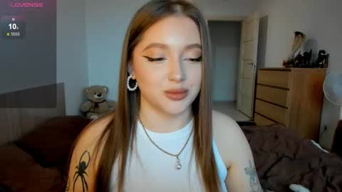 Julia and Julia online show from March 12, 2:23 pm