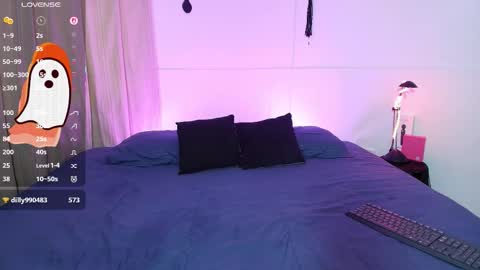 Blue online show from October 29, 5:15 pm