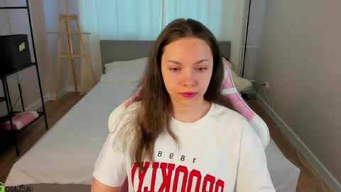 Judy Lewis online show from April 21, 1:42 am