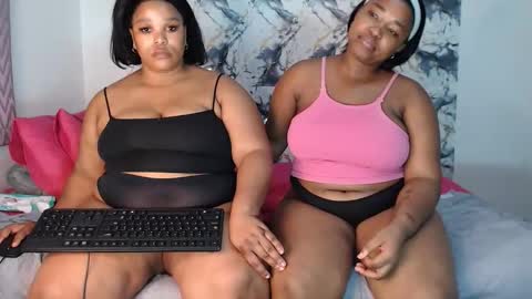 juicyjasminx online show from April 13, 9:48 pm