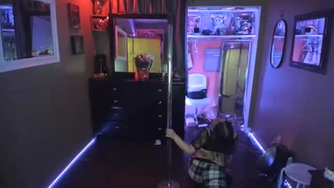 juicyjayxxx69 online show from February 17, 3:15 am