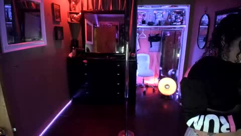 juicyjayxxx69 online show from January 31, 4:03 am