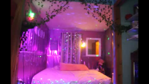 juicyjayxxx69 online show from January 15, 5:35 am