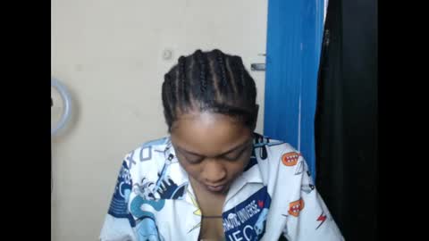 juicynwetx online show from February 26, 7:23 am