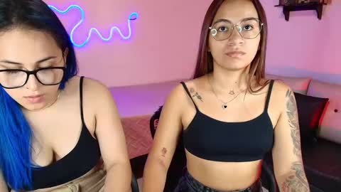 Jules and Gia online show from March 9, 9:03 pm