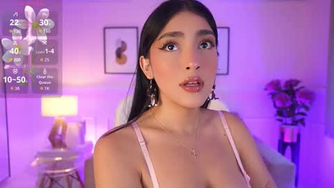 Jules Bennett online show from September 22, 11:41 am