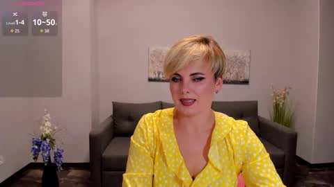 Julia online show from September 17, 12:14 pm