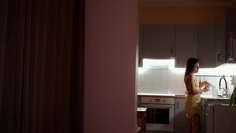 Molly online show from March 11, 3:25 pm