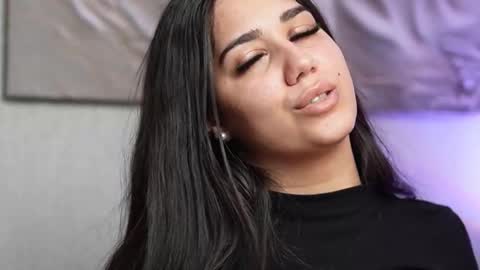  Emma  online show from February 4, 10:24 pm