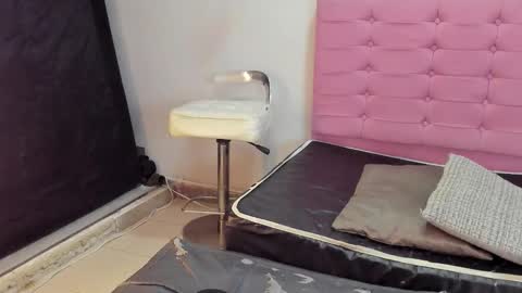 juliana12_ls online show from September 17, 6:06 pm