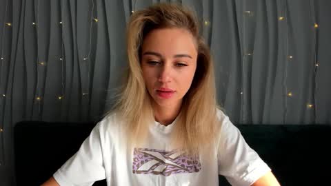 Yulya online show from September 23, 3:15 am