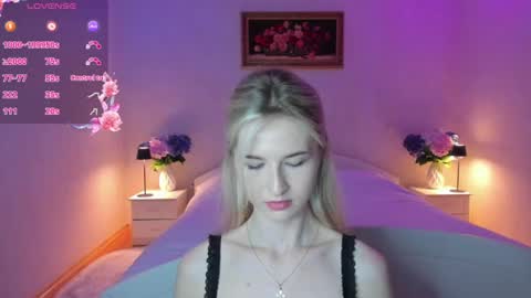 julieblazex online show from June 30, 9:25 pm