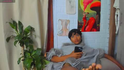 Juli online show from January 15, 9:43 pm