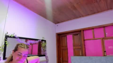 julieta_star69 online show from March 15, 12:56 am