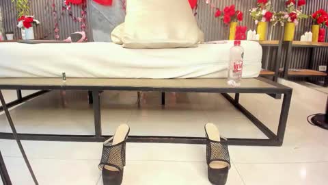 Julietha online show from February 14, 4:36 am