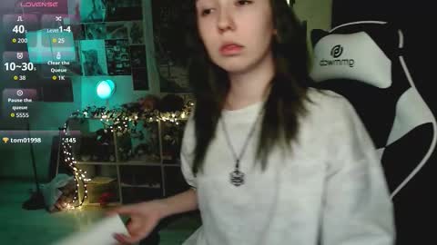 Baroness Von Cringe online show from December 14, 5:52 pm