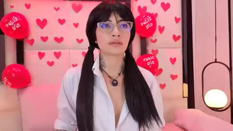 junecollins online show from February 15, 8:41 pm