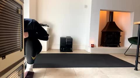 Billie  B  William online show from January 9, 11:47 am