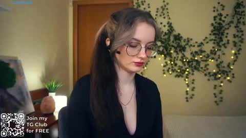 Tate online show from October 4, 5:35 am