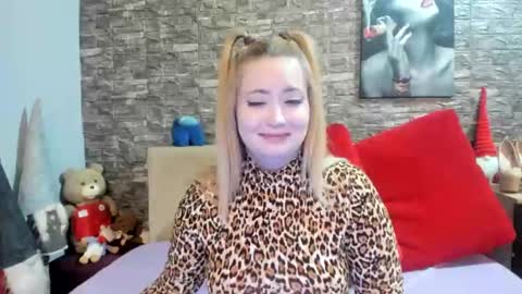 kalindahot online show from October 4, 7:07 pm