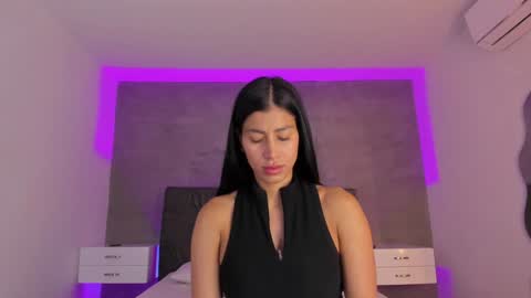 Carolina   online show from February 1, 2:34 pm