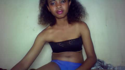 kamillah69 online show from November 7, 2:33 pm