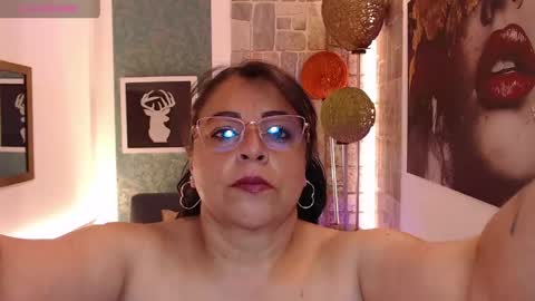 kamy   loort online show from May 11, 1:13 pm