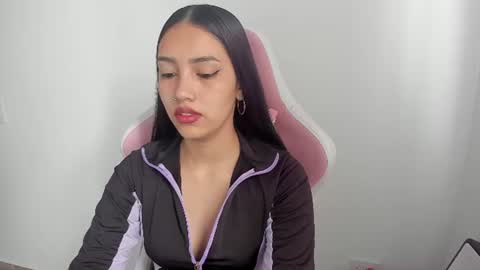 karely_sweet_ online show from July 17, 3:16 pm