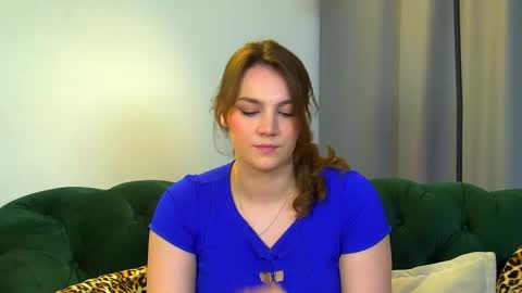 Karen online show from October 12, 6:21 pm