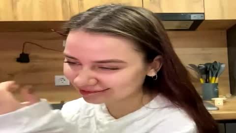 kareystutsman online show from December 19, 5:21 am