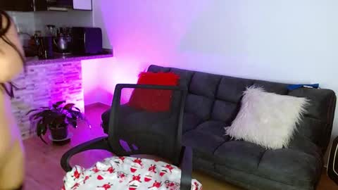 karime lee online show from May 15, 11:29 pm