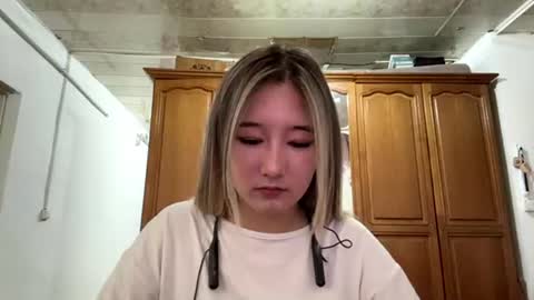 karissagius online show from June 23, 9:07 am