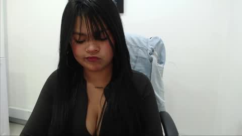 karla_cg online show from May 7, 6:00 pm