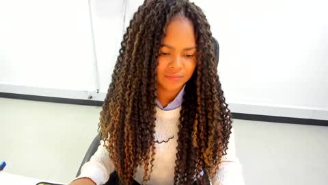 karla_cg online show from February 26, 12:30 am