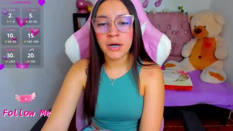 karla online show from March 13, 8:04 am