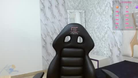 karla_tay1 online show from April 28, 11:47 am