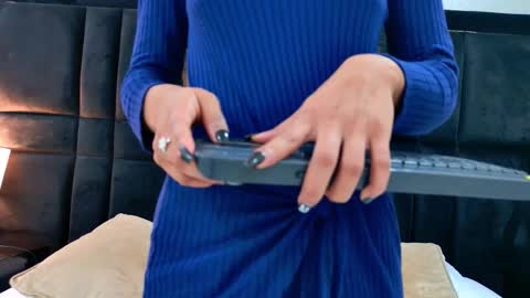 Karla Ortiz  online show from February 20, 11:12 am