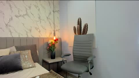 karlla_brown online show from March 29, 11:42 am