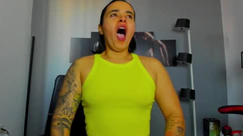   online show from February 7, 12:39 pm