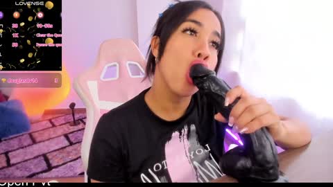 karol online show from December 4, 7:45 pm