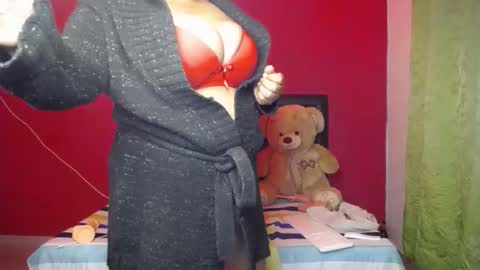 karol online show from February 5, 1:08 am