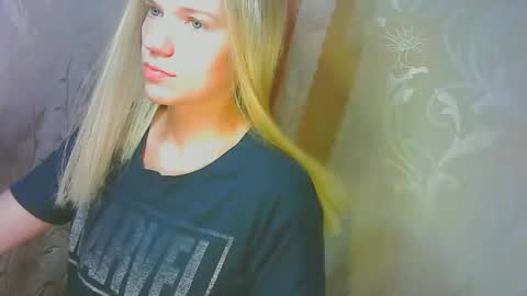 Caroline Fox online show from September 10, 10:15 am