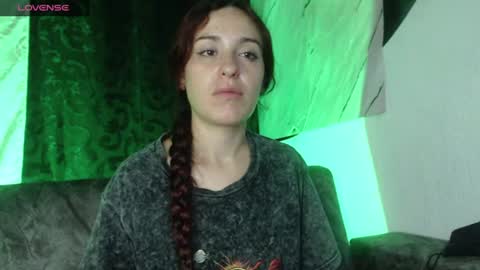 Kat online show from June 26, 8:26 am