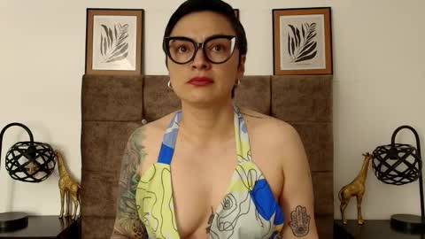 kat paradisse online show from September 25, 10:40 pm