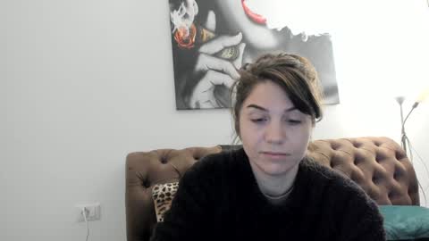    online show from January 6, 9:43 pm