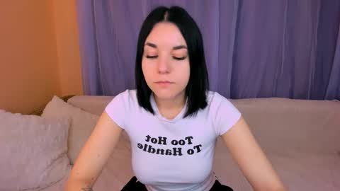 KATE online show from April 3, 6:33 am