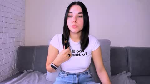 KATE online show from October 17, 6:27 am